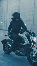 <h1><strong>RIDE FAST. RIDE WARM</strong></h1>